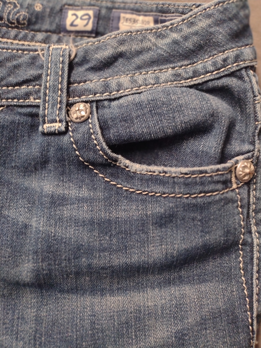 Miss Me 29/30 Buckle JE5351B2R Blue Boot Cut  Embellished Distressed Jeans - Picture 7 of 16